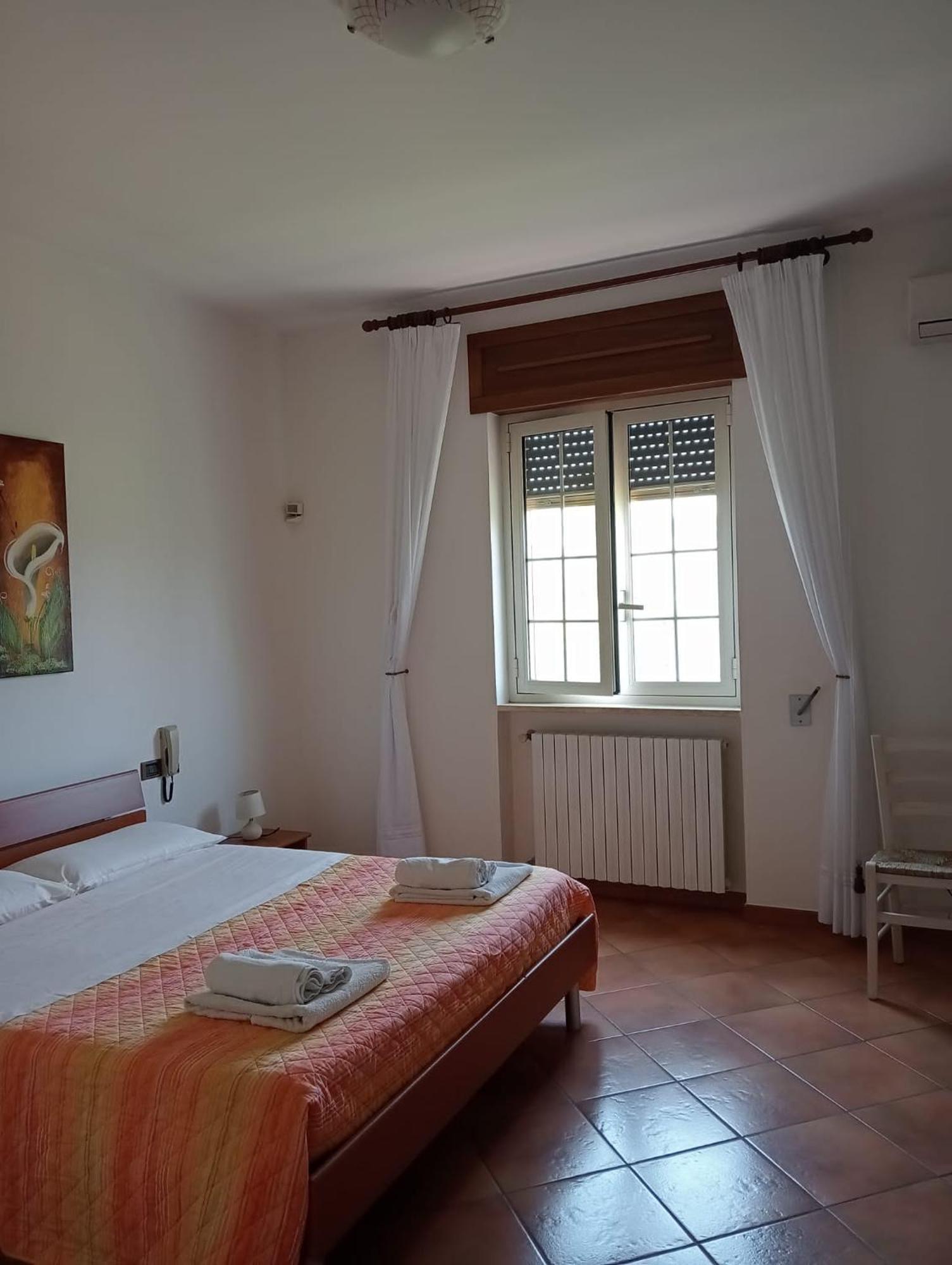 Contrada Macchia B&B Триказе Екстериор снимка